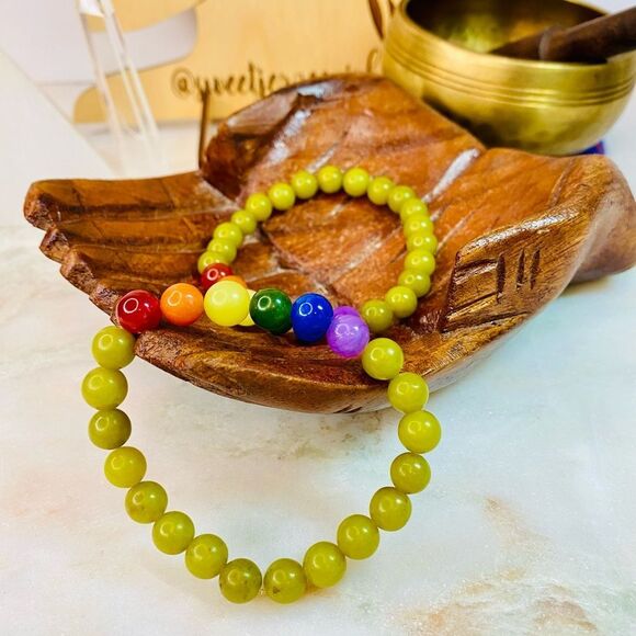 Olive Green Jade Hand Crafted Rainbow Gemstone Stretch Bracelet - Picture 7 of 7